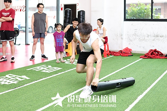 正规培训健身学校